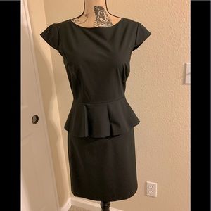 NWOT Gianni Bini bold black dress. Perfect